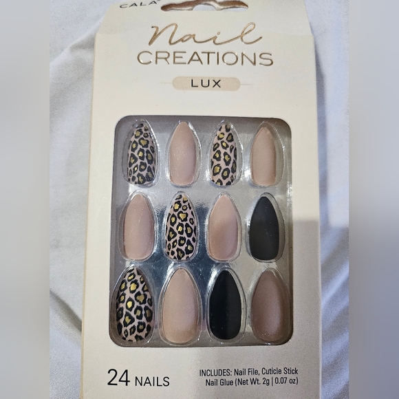 Assorted Glue On Nails - Glamnetic, OPI, Cala, Kiss, Pearl Essence, Nailbliss - Picture 5 of 8